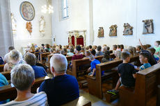 Ökumenischer Einschulungsgottesdienst in St. Crescentius (Foto: Karl-Franz Thiede)